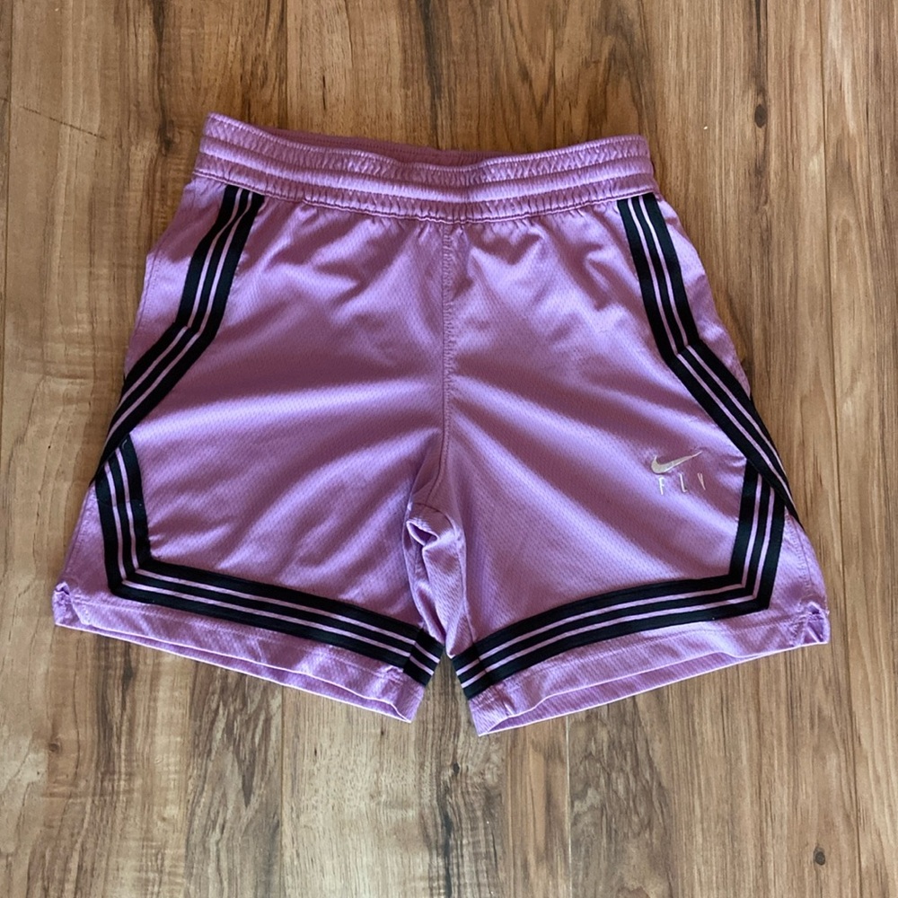 Nike girls basketball shorts PURPLE size large